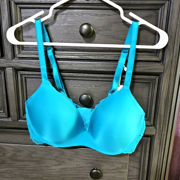 Victoria Secret wireless bra - Picture 1 of 8